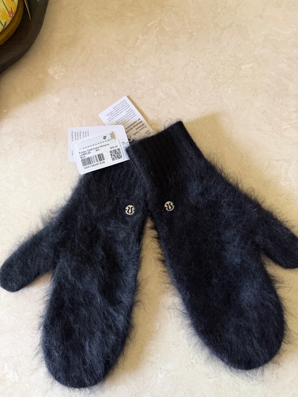 NWT lululemon athletica Black Fuzzy Mittens M/L